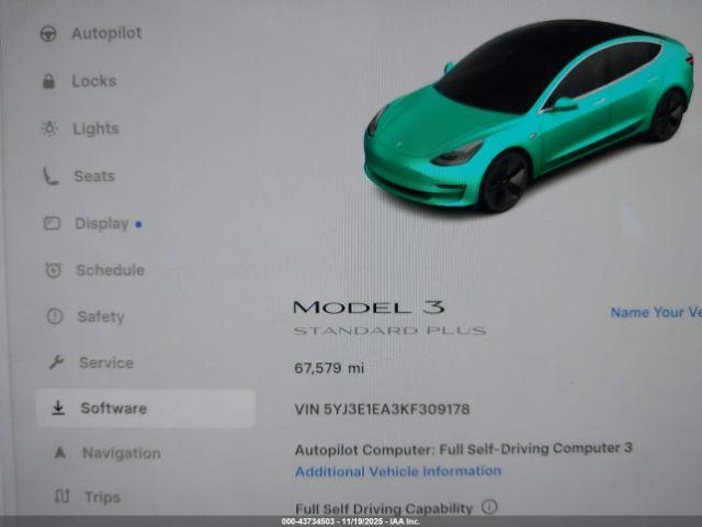 Tesla Model 3 Image 19