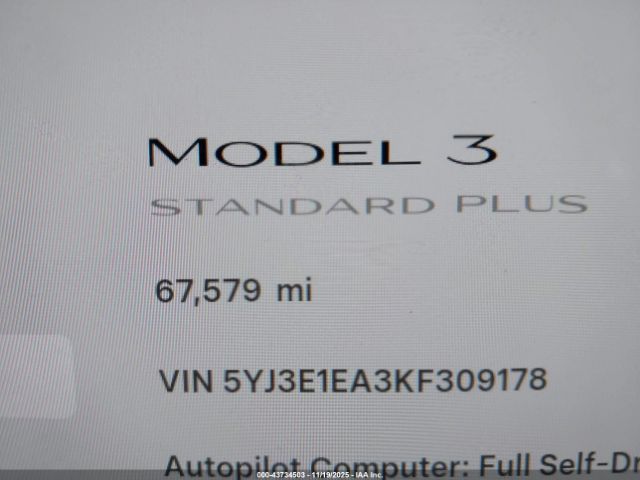 Tesla Model 3 Image 14