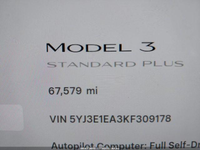 Tesla Model 3 Image 14