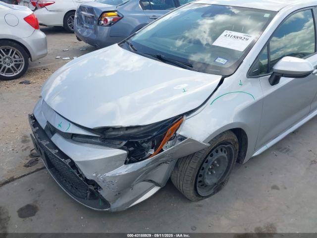 Toyota Corolla Le Image 7