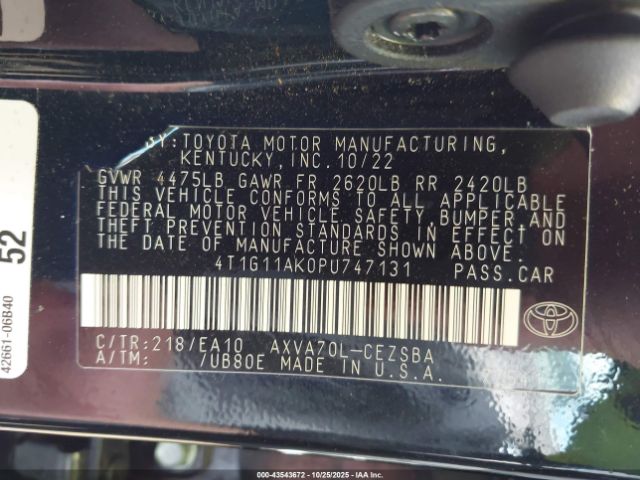 Toyota Camry Se Image 8