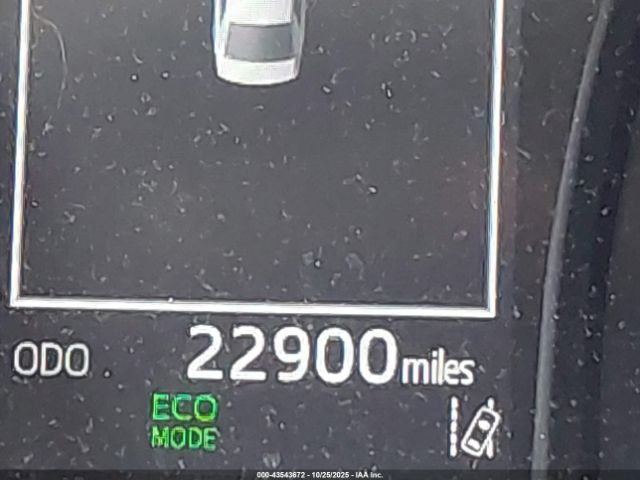 Toyota Camry Se Image 13