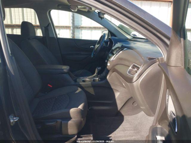 Chevrolet Equinox Lt Image 4