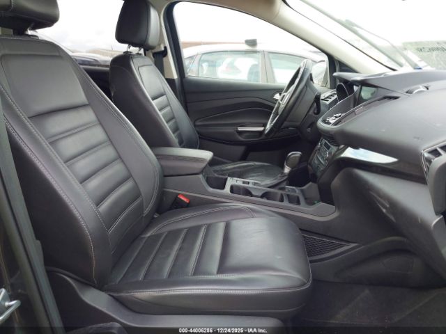 Ford Escape Titanium Image 5