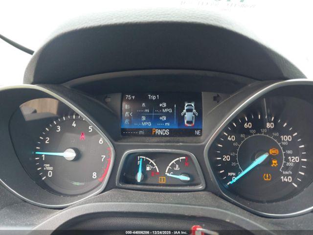 Ford Escape Titanium Image 6