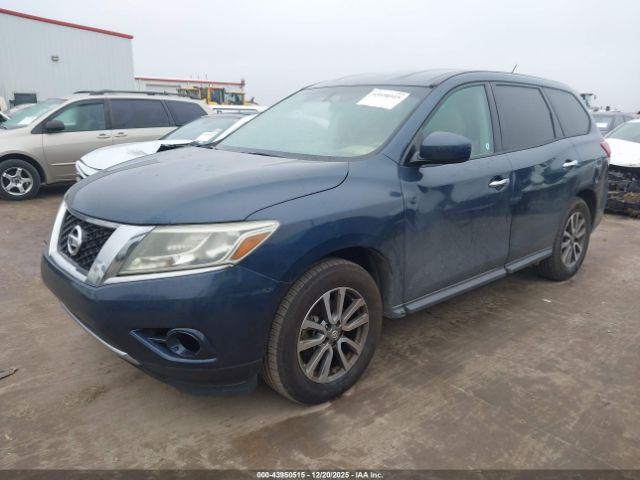 Nissan Pathfinder S Image 2
