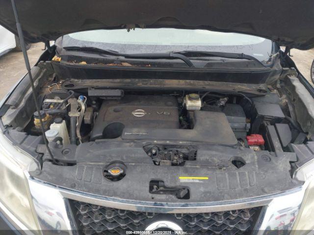 Nissan Pathfinder S Image 9
