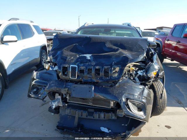 Jeep Cherokee Latitude Fwd Image 12