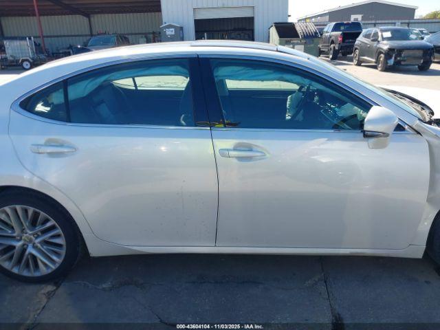 Lexus Es Image 14