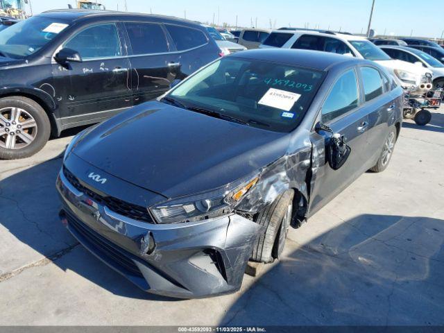 Kia Forte Lxs Image 2