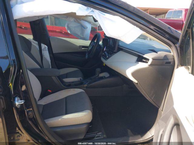 Toyota Corolla Le Image 13