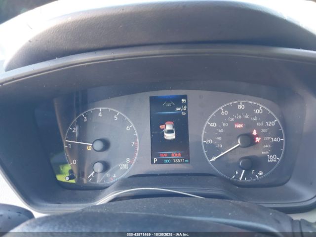 Toyota Corolla Le Image 4