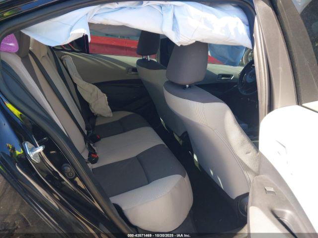 Toyota Corolla Le Image 3