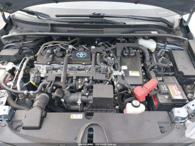 Toyota Corolla Hybrid Le Image 11