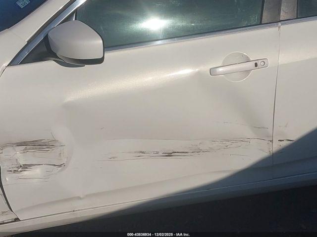 INFINITI G37 Journey Image 6