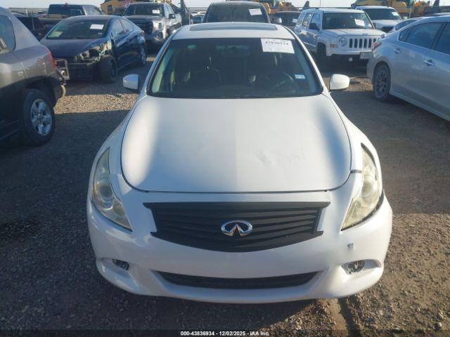 INFINITI G37 Journey Image 13