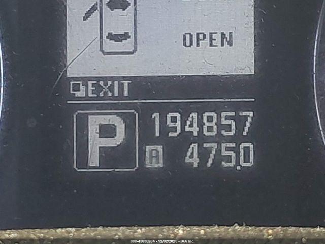 INFINITI G37 Journey Image 12