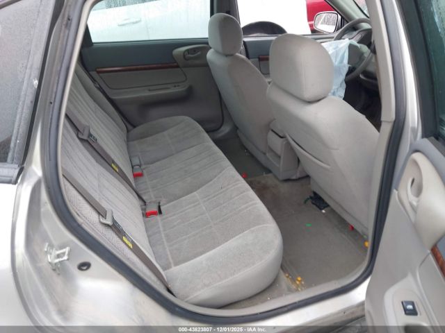 Chevrolet Impala Image 14