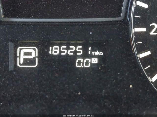 Nissan Altima Image 16