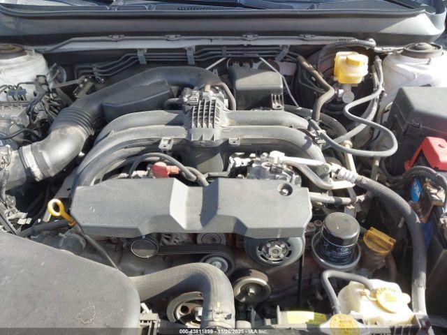 Subaru Legacy 2.5i Limited Image 3