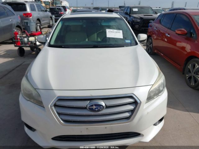 Subaru Legacy 2.5i Limited Image 10