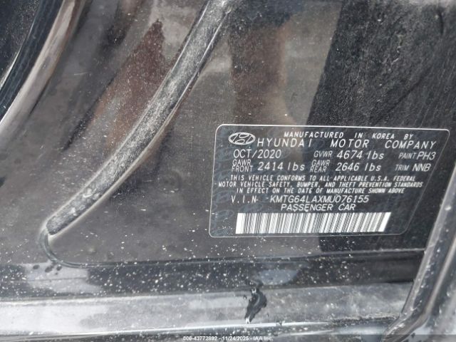 Genesis G70 2.0t Rwd Image 2