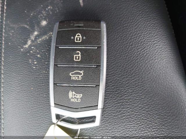 Genesis G70 2.0t Rwd Image 11