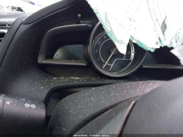 Mazda Mazda3 S Touring Image 5