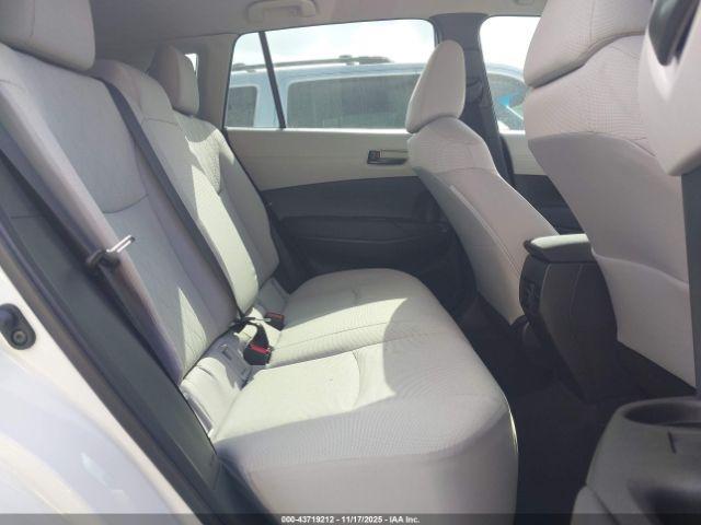 Toyota Corolla L Image 13