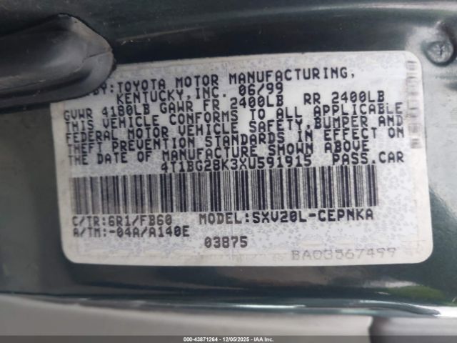 Toyota Camry Le Image 11