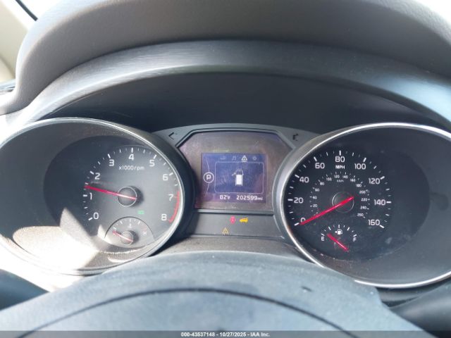 Kia Sedona Lx Image 17