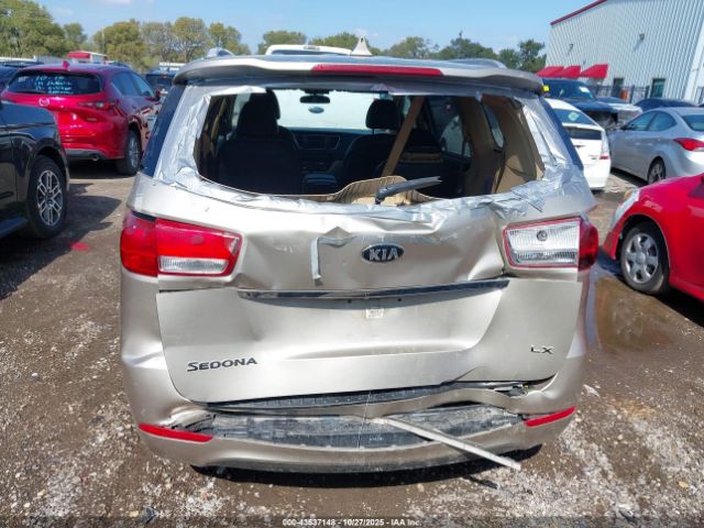 Kia Sedona Lx Image 12