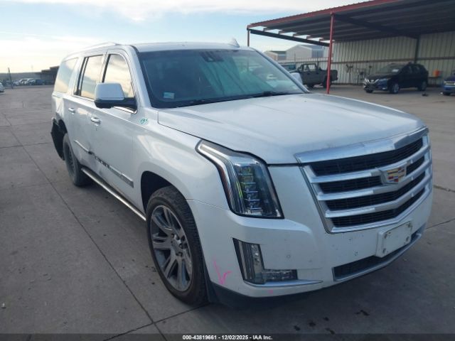 Cadillac Escalade Premium Collection Image 1
