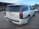 Cadillac Escalade Premium Collection Image 7