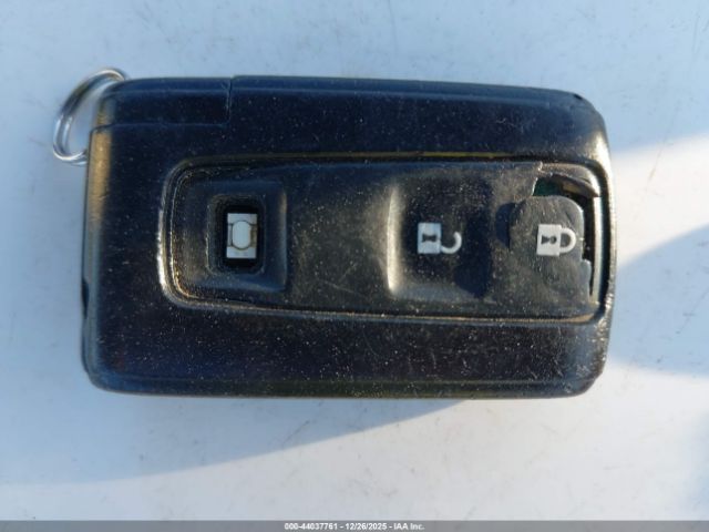 Toyota Prius Touring Image 4