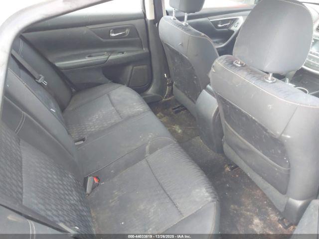 Nissan Altima 2.5 S Image 7