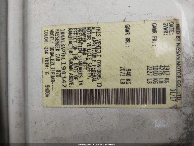 Nissan Altima 2.5 S Image 10