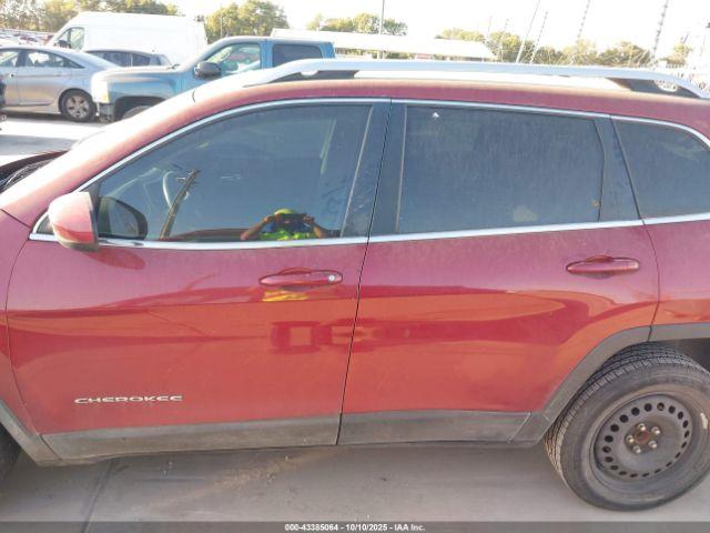 Jeep Cherokee Latitude Image 14