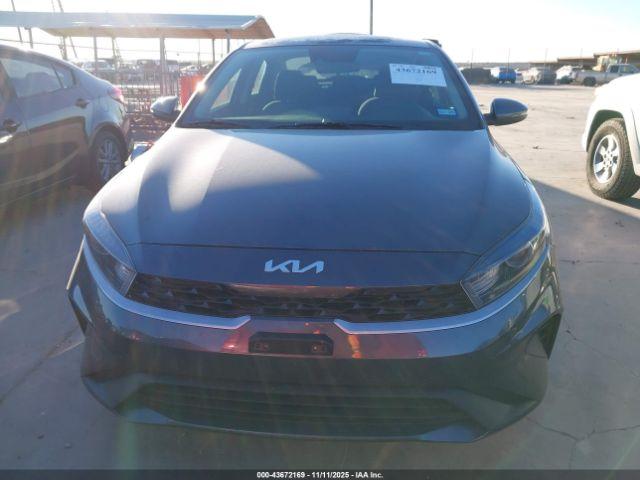 Kia Forte Lxs Image 9