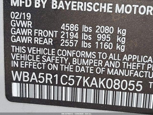 BMW 3 Series Image 8