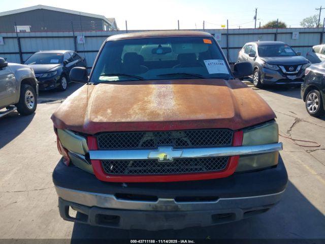 Chevrolet Silverado 1500 Ls Image 12