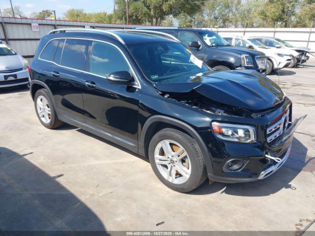 Mercedes-Benz GLB Image 1