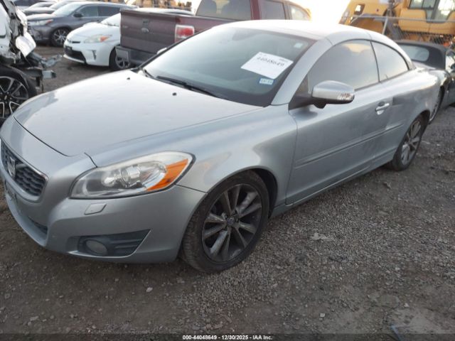 Volvo C70 T5 Image 9