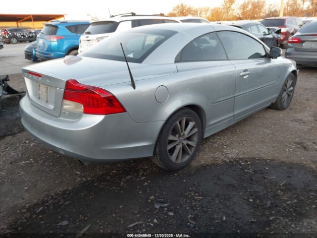Volvo C70 T5 Image 7