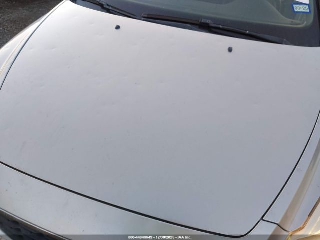 Volvo C70 T5 Image 8