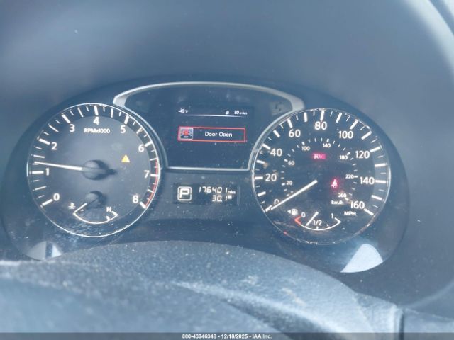 Nissan Altima Image 6