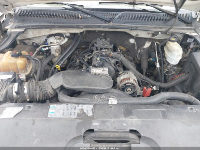 Chevrolet Silverado 2500 Ls Image 13