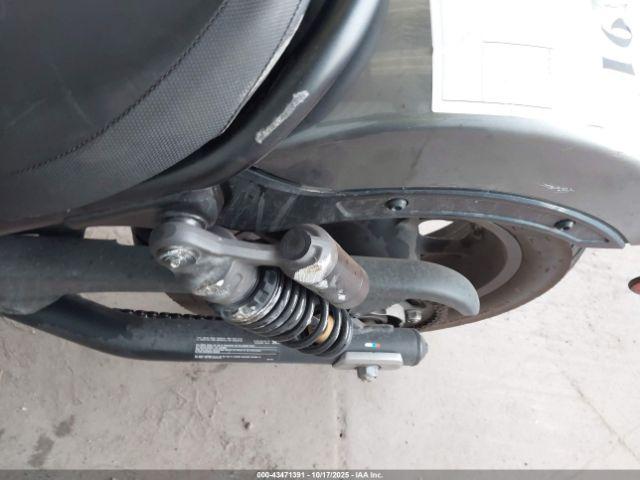 Honda Cmx1100 D Image 10