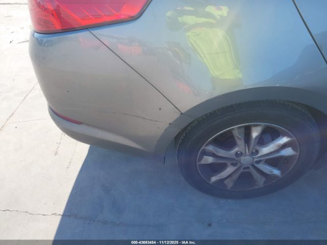 Kia Optima Ex Image 3