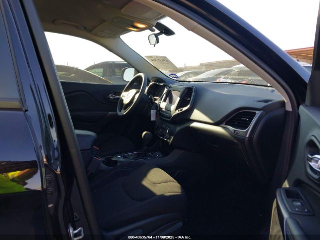 Jeep Cherokee Latitude Fwd Image 9